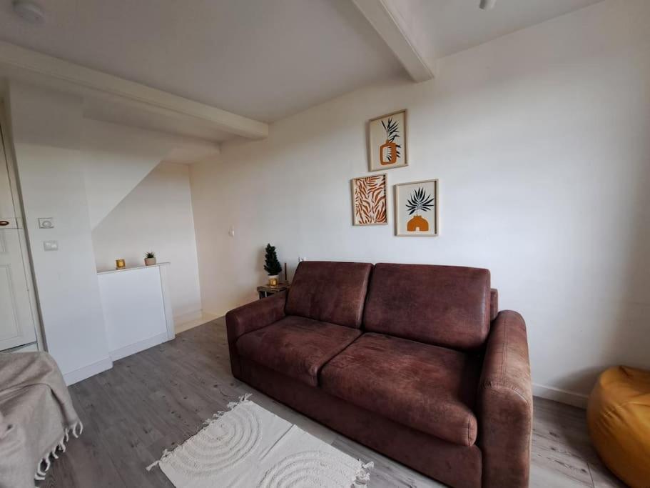 Charmant Duplex A Thiers, Vue Sur La Chaine Des Puys 외부 사진